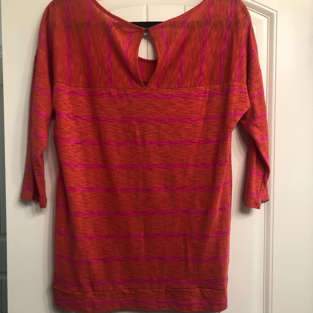 Women’s Ann Taylor Loft Top - Picture 11 of 11